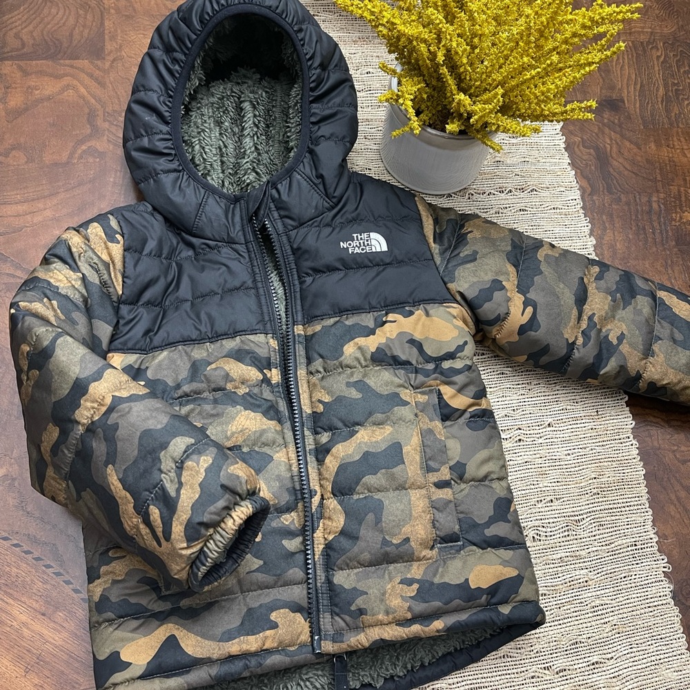 The North Face Chimborazo Reversible jacket